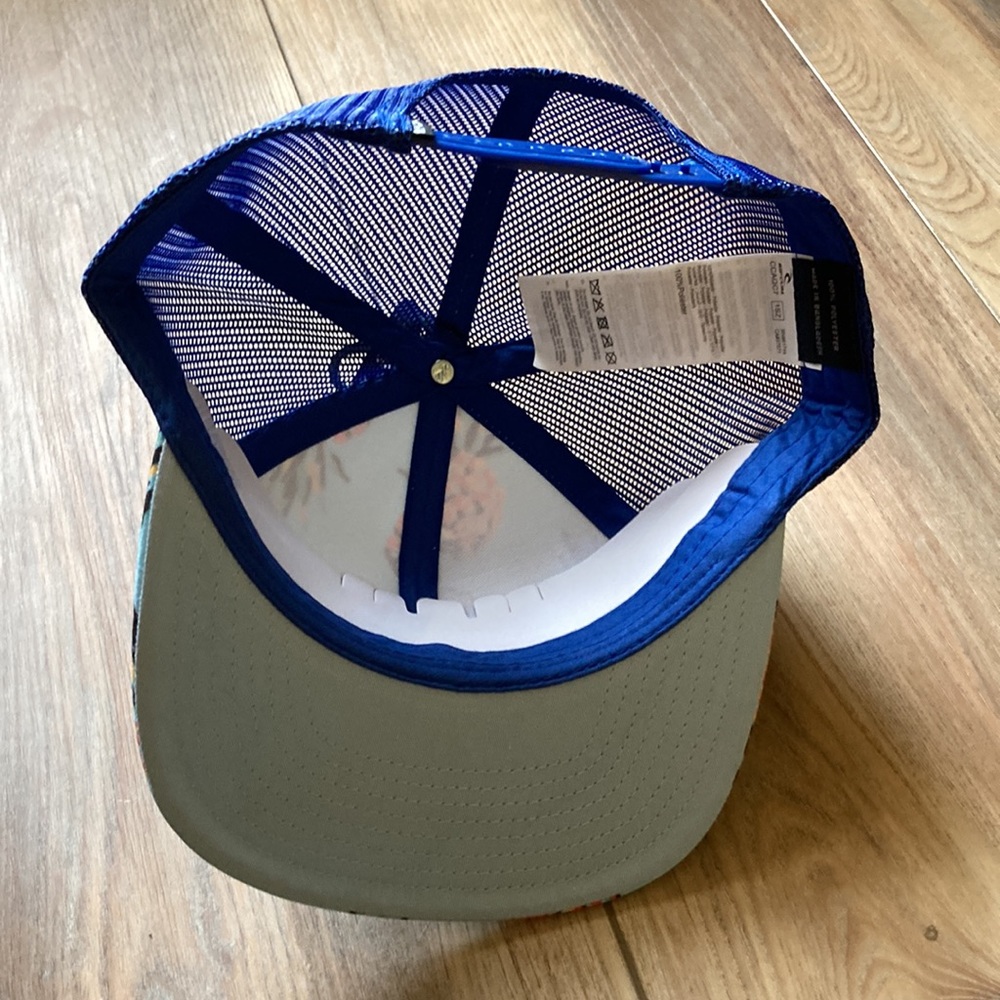 RIPCURL HAT - Picture 5 of 5